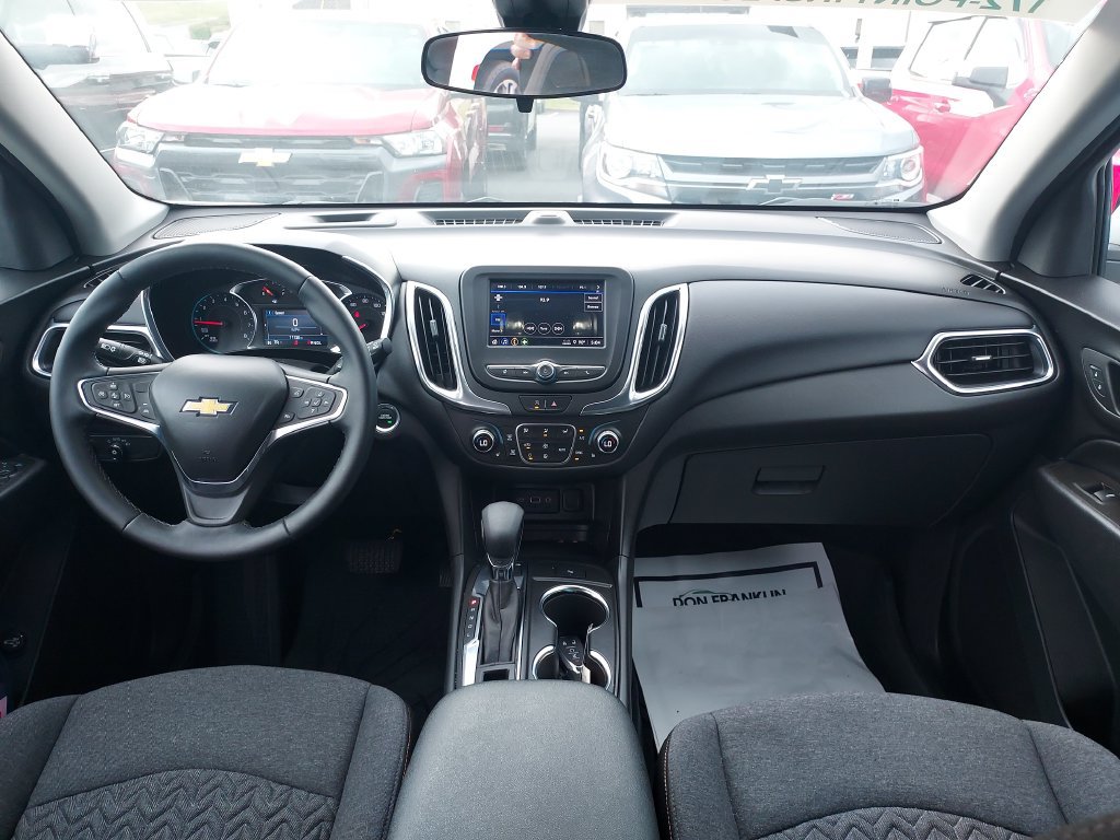 Used 2024 Chevrolet Equinox LT w/ LPO, Floor Liner Package AWD/4WD image 15
