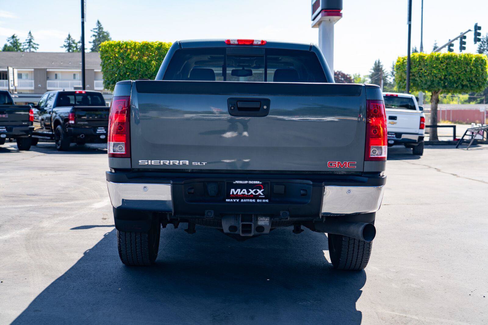Used 2013 GMC Sierra 3500 SLT AWD/4WD image 8
