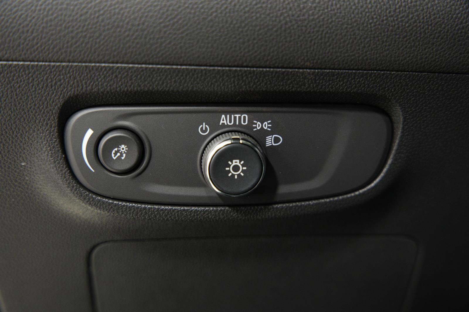 New 2026 Buick Encore GX Sport Touring AWD/4WD image 30
