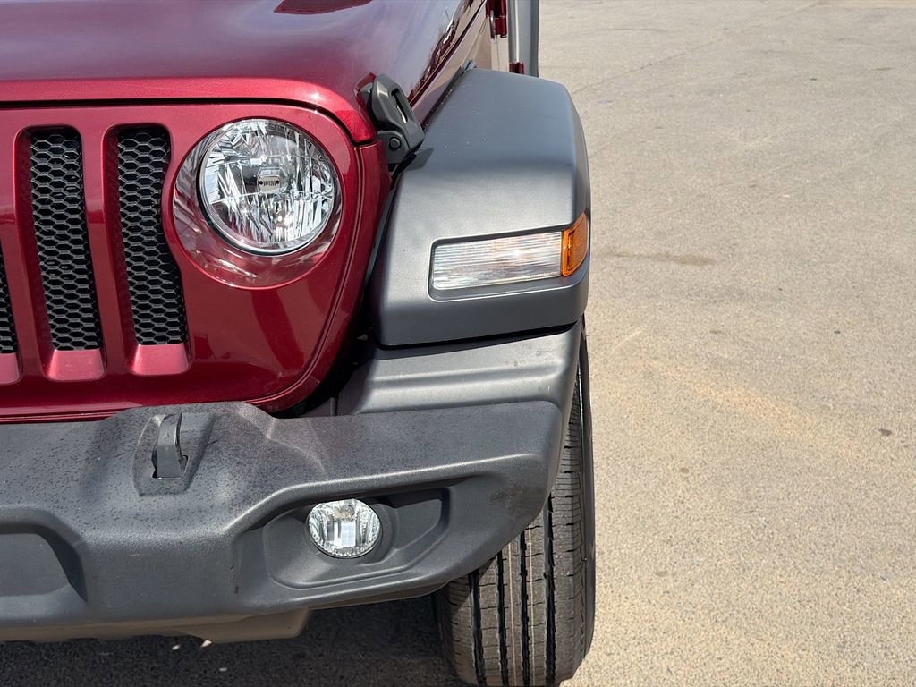 Used 2022 Jeep Wrangler Unlimited Sport image 10