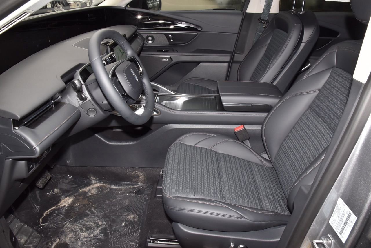 New 2026 Lincoln Nautilus Reserve w/ Jet Appearance Package AWD/4WD image 20