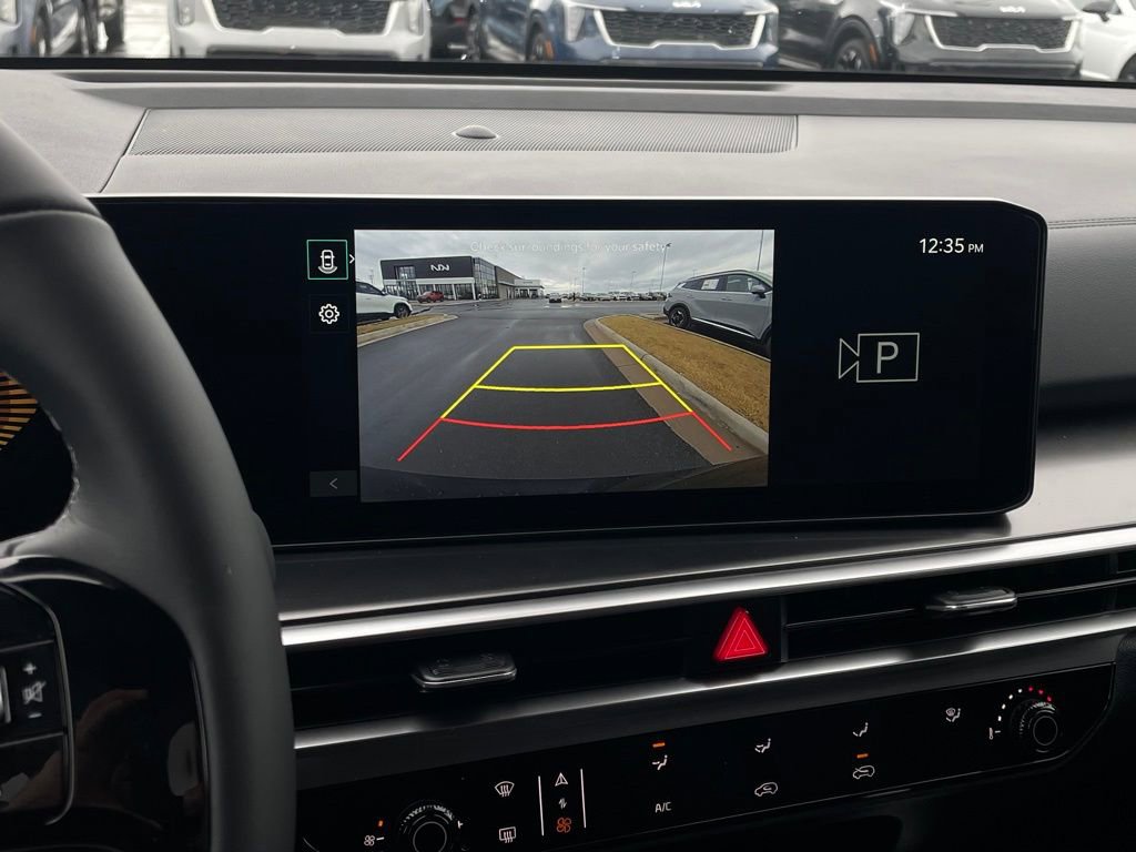 New 2026 Kia Sorento LX FWD image 15