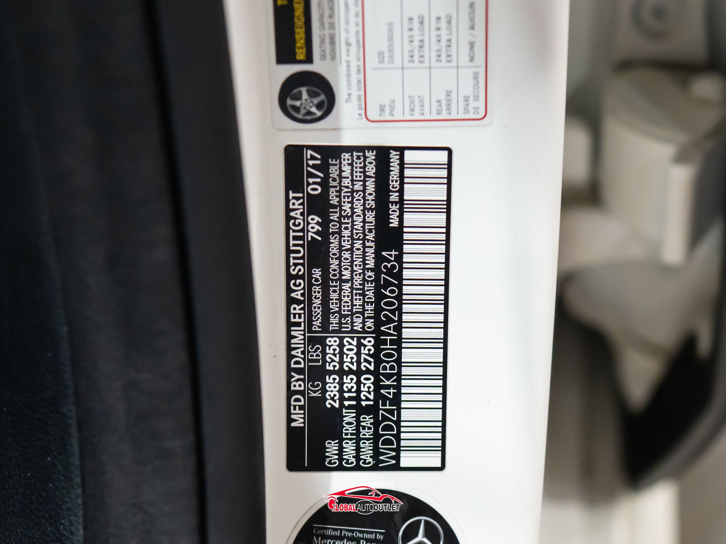 Used 2017 Mercedes-Benz E 300 4MATIC image 52