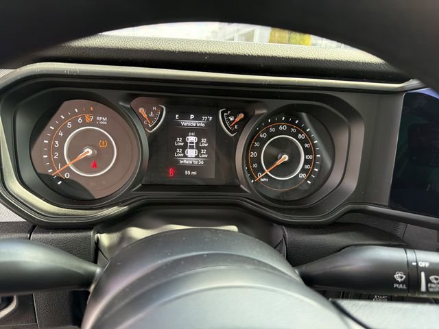 Used 2024 Jeep Gladiator Sport AWD/4WD image 18