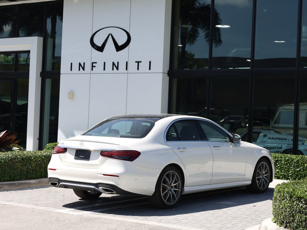 Used 2022 Mercedes-Benz E 350 Sedan w/ Exterior Lighting Package image 4