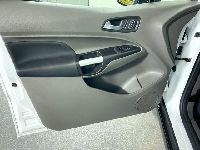 Used 2022 Ford Transit Connect XLT image 18