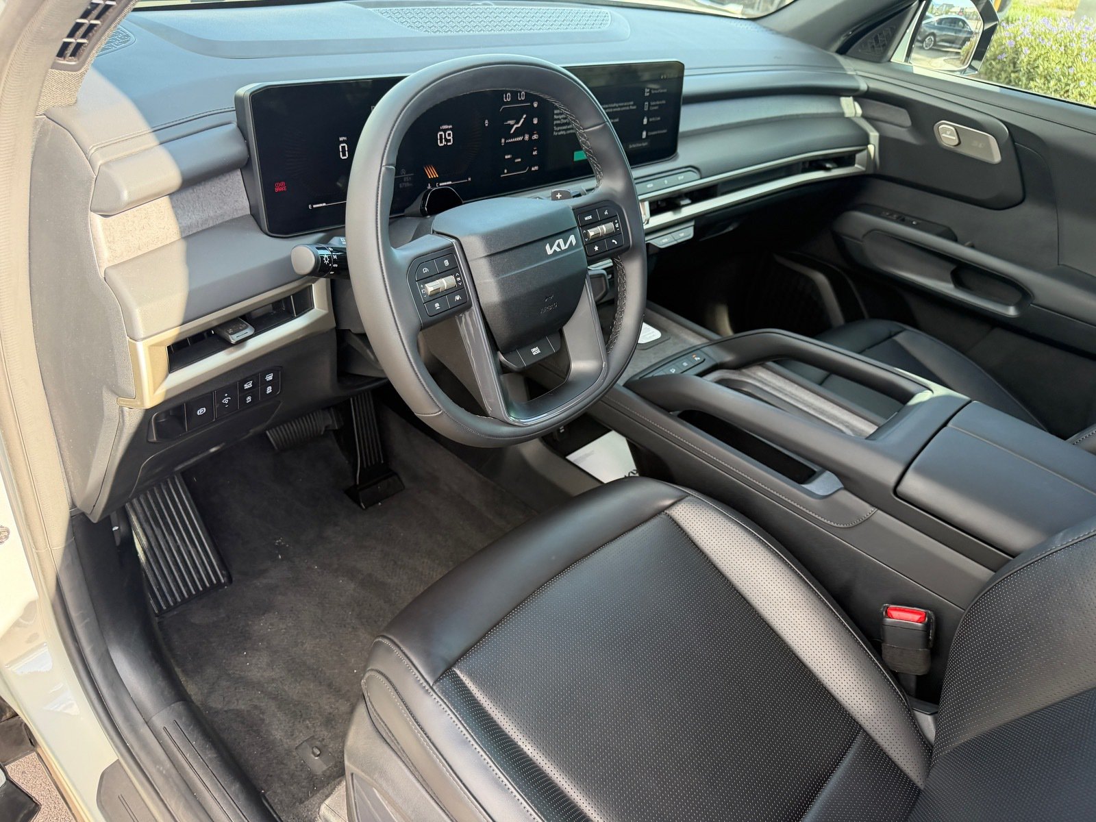Certified 2027 Kia Telluride S w/ Towing Package FWD image 11