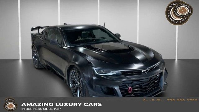 Used 2018 Chevrolet Camaro ZL1 RWD image 1