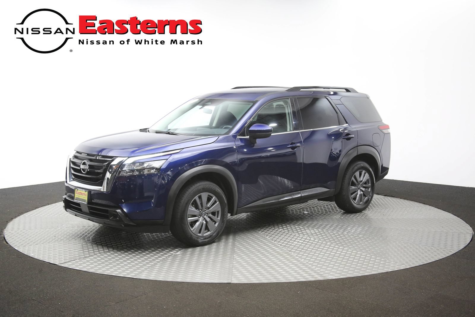 Used 2025 Nissan Pathfinder SV FWD image 55