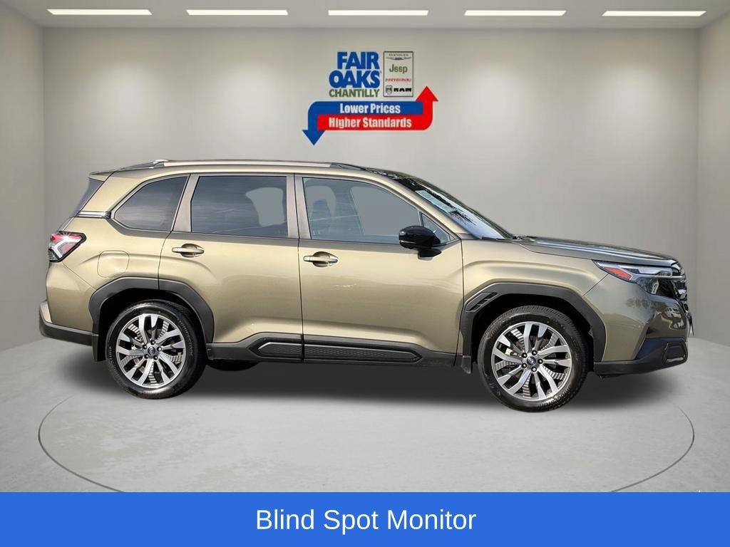 Used 2025 Subaru Forester Touring AWD/4WD image 6