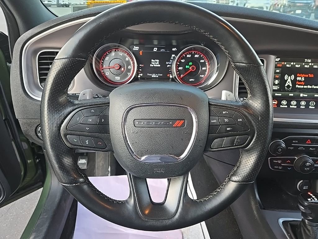 Used 2022 Dodge Charger SXT w/ Driver Convenience Group AWD/4WD image 17