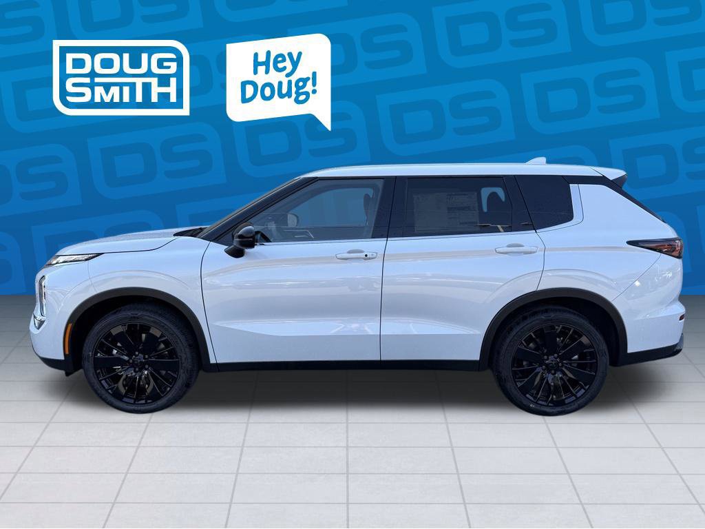 New 2026 Mitsubishi Outlander LE AWD/4WD image 2