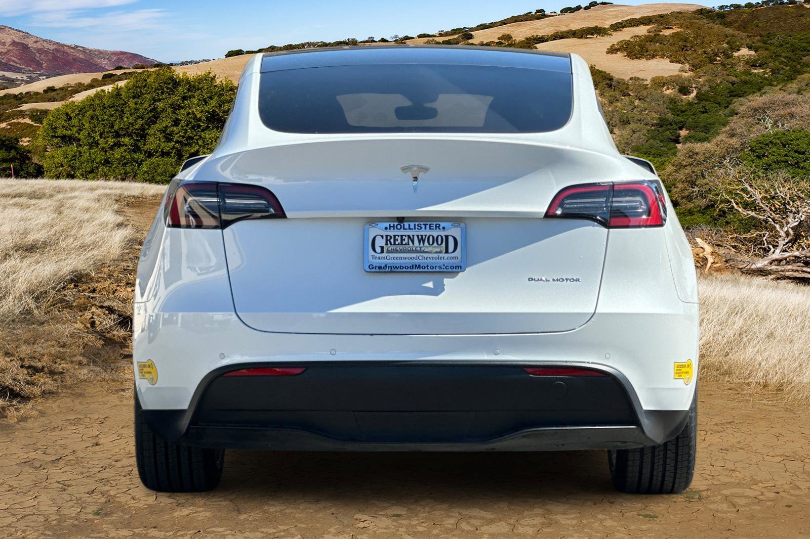 Used 2021 Tesla Model Y Long Range image 5