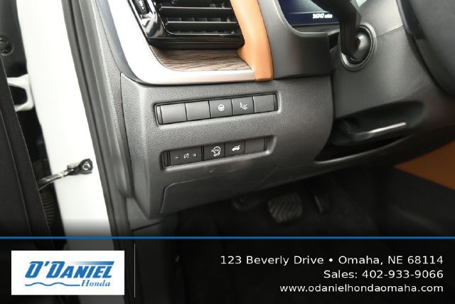 Used 2024 Nissan Rogue Platinum w/ Platinum Premium Package AWD/4WD image 27