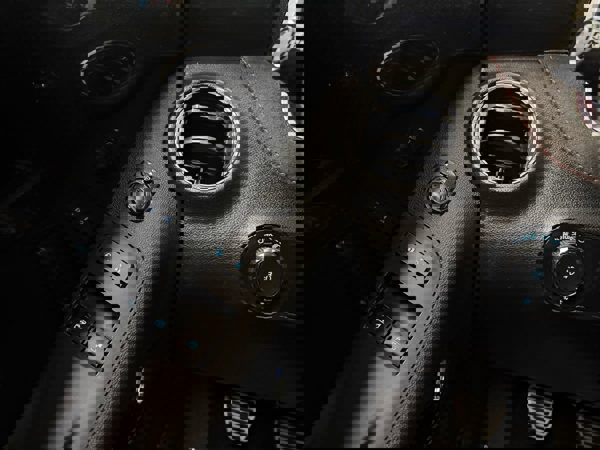 Used 2013 Chevrolet Camaro ZL1 image 20