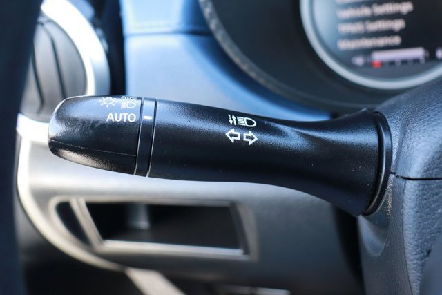 Used 2025 Nissan Versa SV image 20