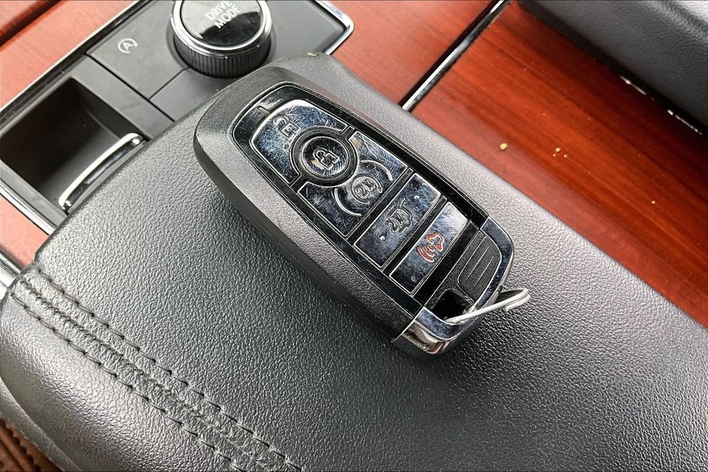 Used 2022 Lincoln Navigator Reserve AWD/4WD image 33