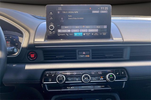 Used 2023 Honda Pilot Elite image 6