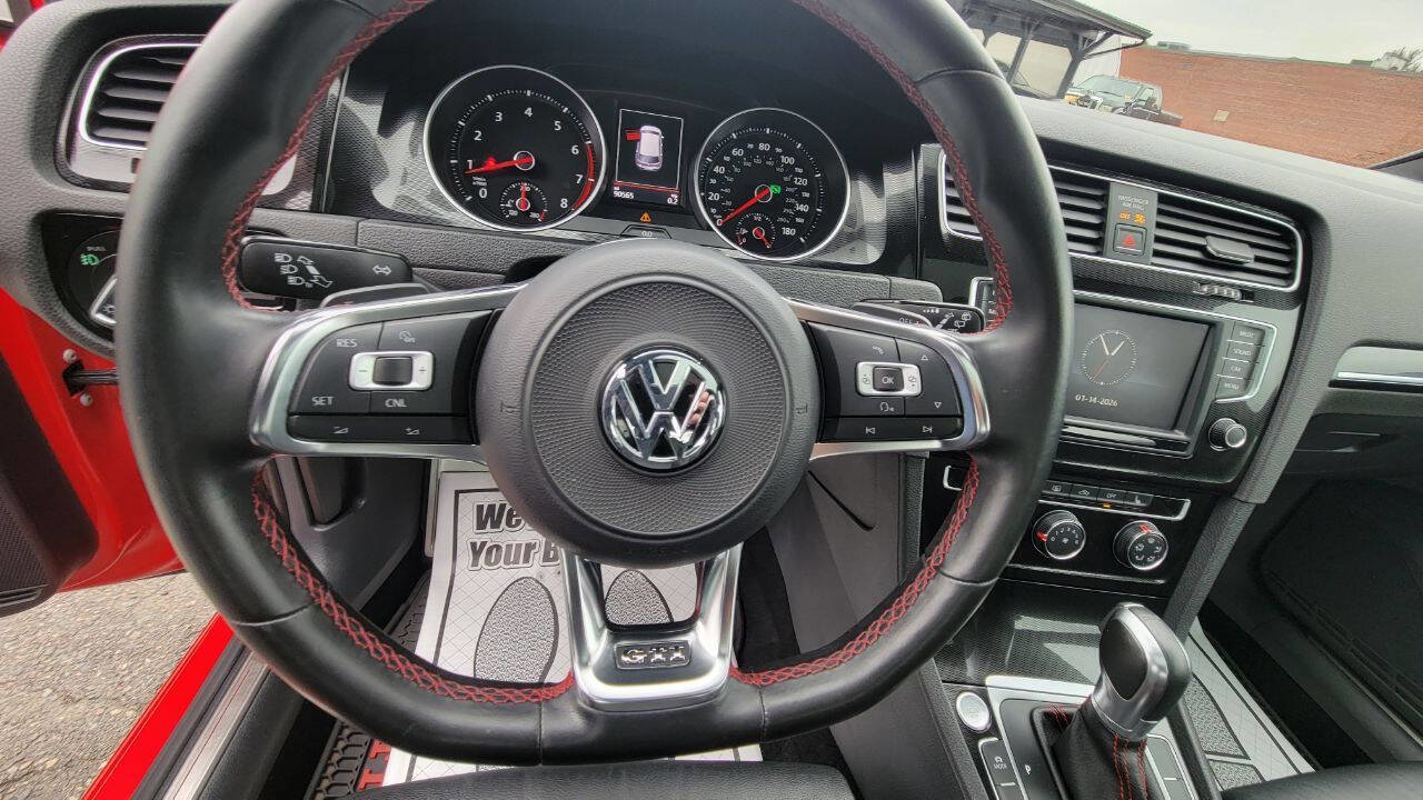 Used 2017 Volkswagen GTI Sport image 14