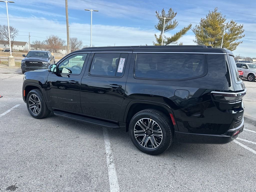 New 2026 Jeep Grand Wagoneer L 4WD w/ Premium Group I image 23