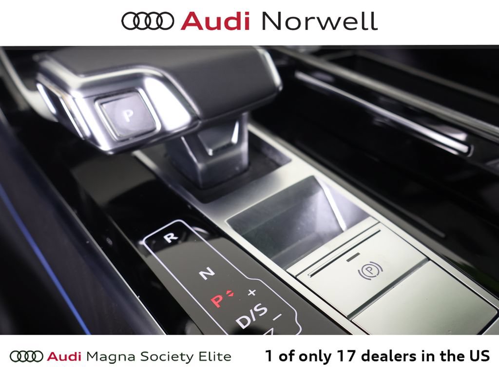 Used 2025 Audi A8 L 3.0T AWD/4WD image 4