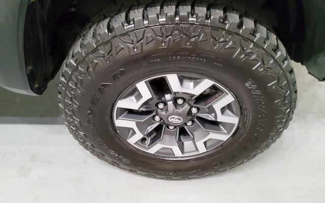 Used 2016 Toyota Tacoma TRD Off-Road image 36