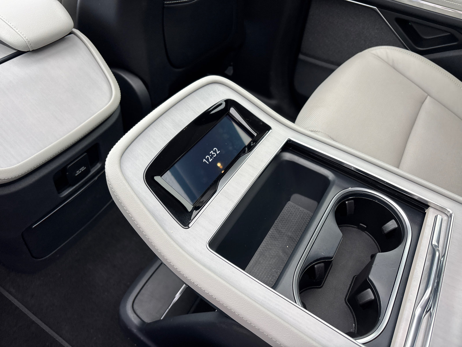 New 2026 Lincoln Navigator L Reserve AWD/4WD image 33