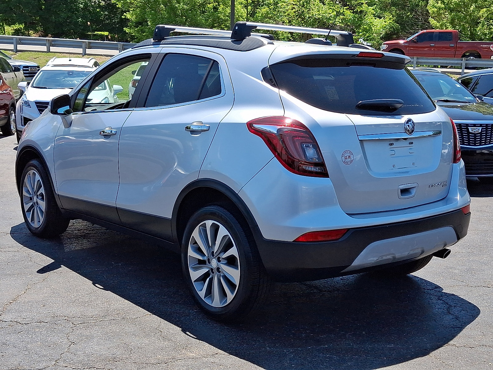 Used 2019 Buick Encore Preferred AWD/4WD image 4