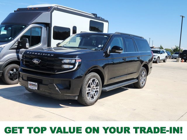 Used 2025 Ford Expedition Max Active AWD/4WD image 1
