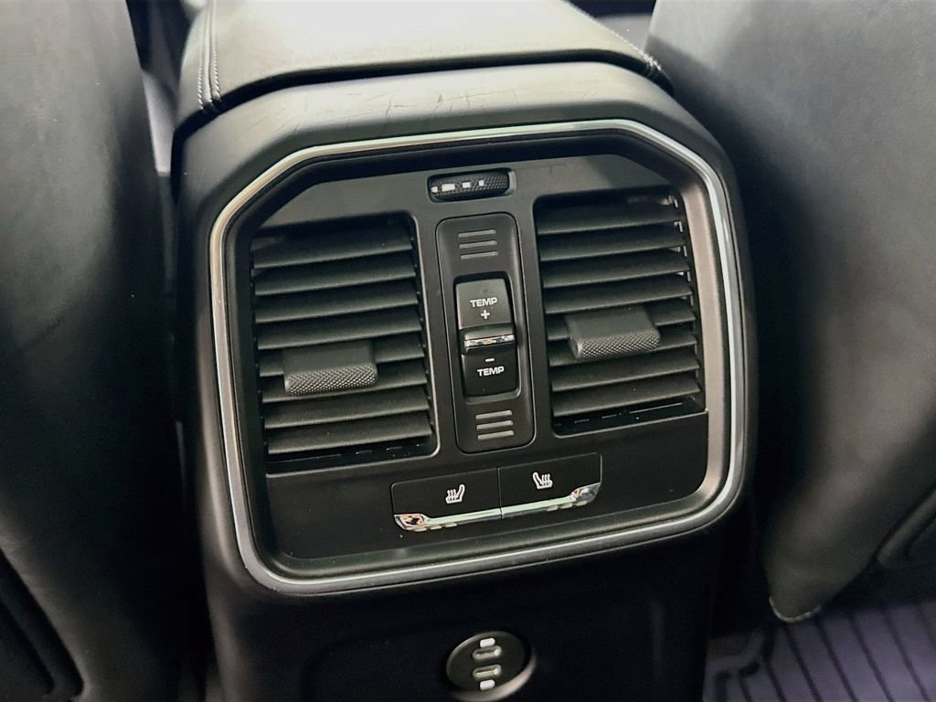 Certified 2023 Porsche Macan Turbo AWD/4WD image 26