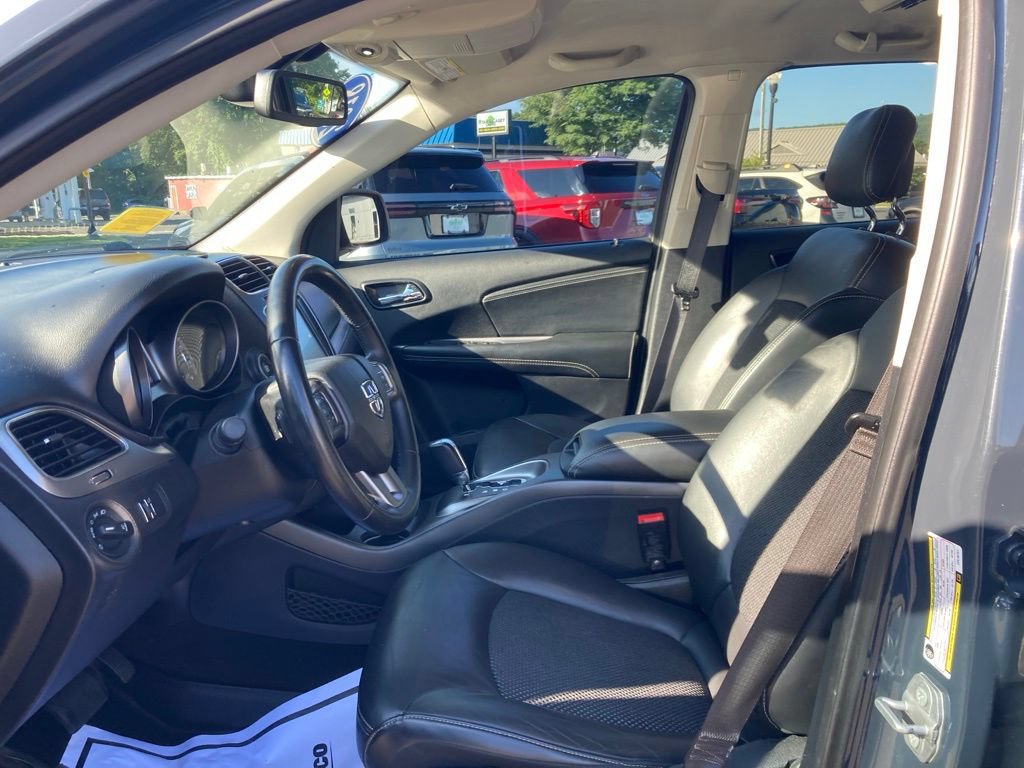 Used 2018 Dodge Journey Crossroad AWD/4WD image 9