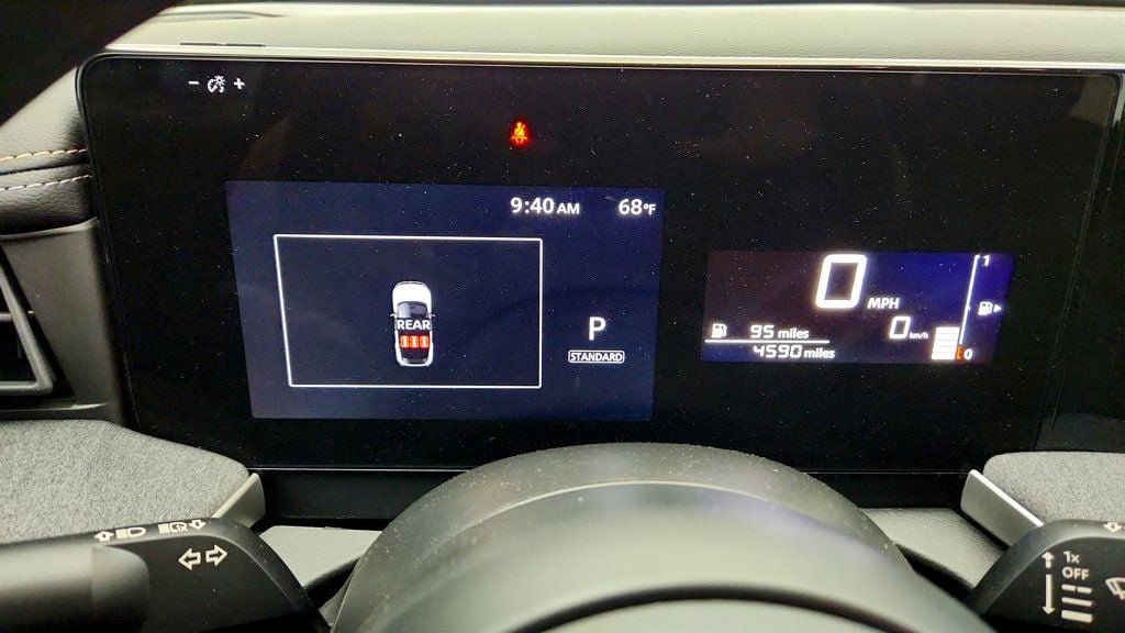 Used 2025 Nissan Kicks SV FWD image 14