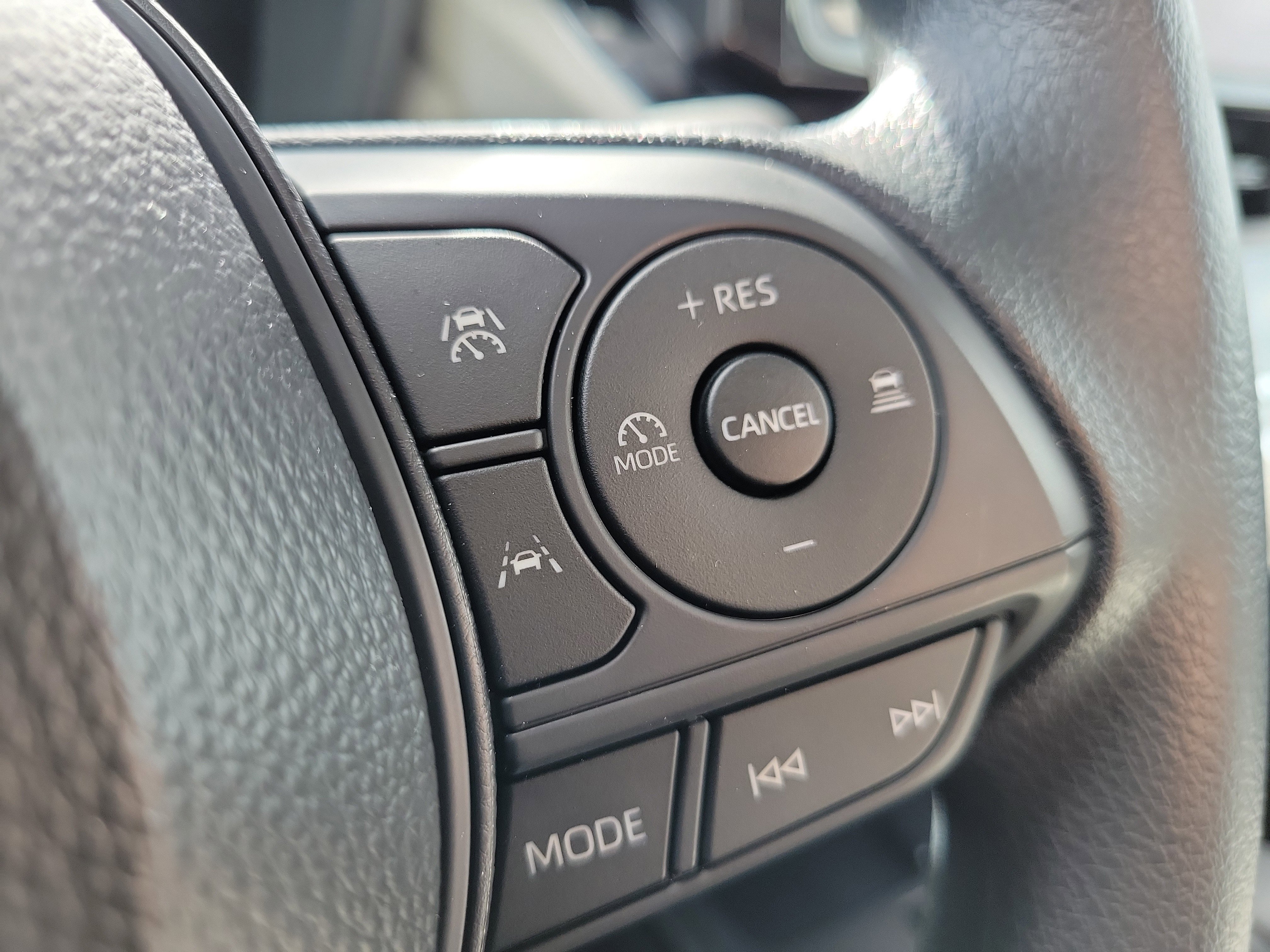 Certified 2026 Toyota Corolla Cross L image 24