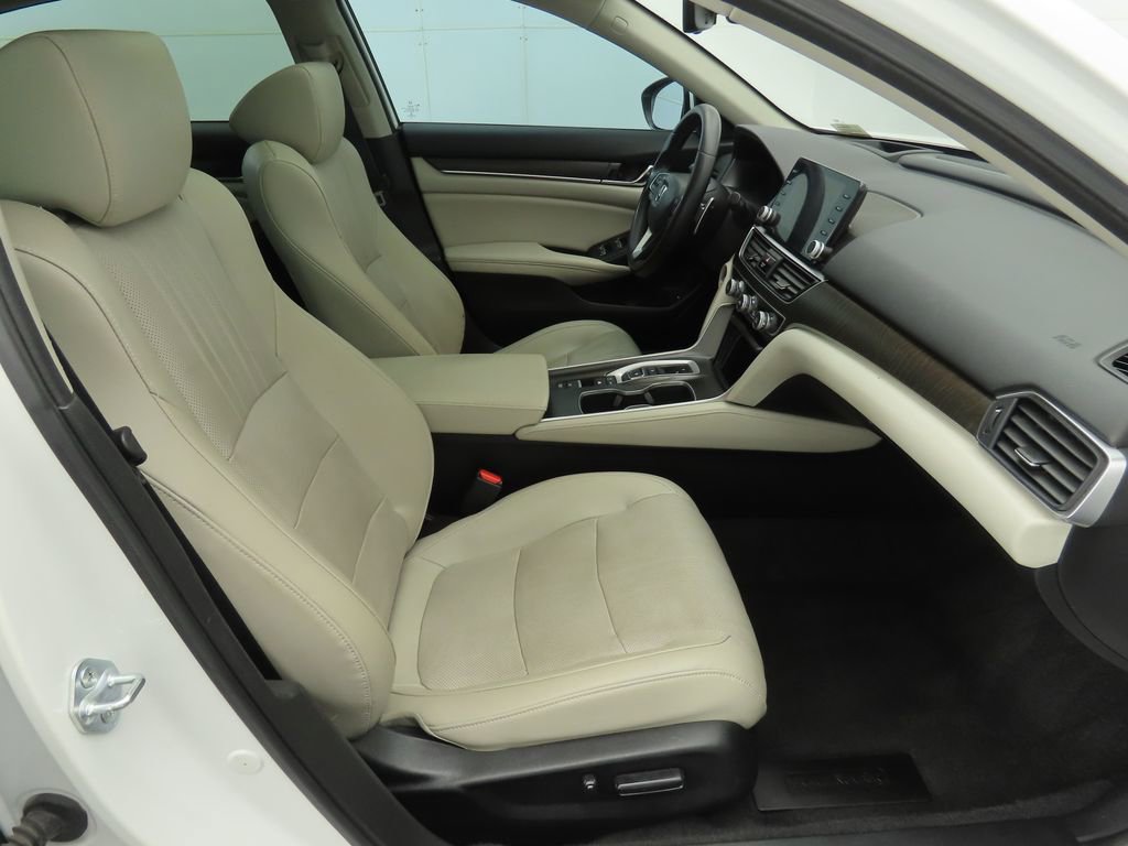 Certified 2021 Honda Accord Touring image 20