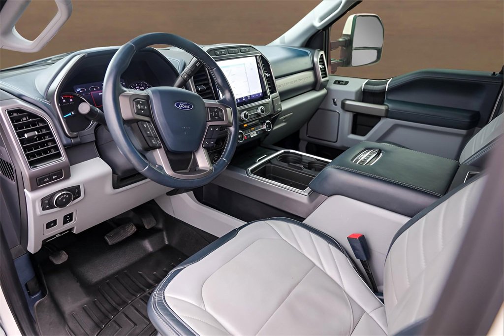 Used 2022 Ford F350 Limited image 9