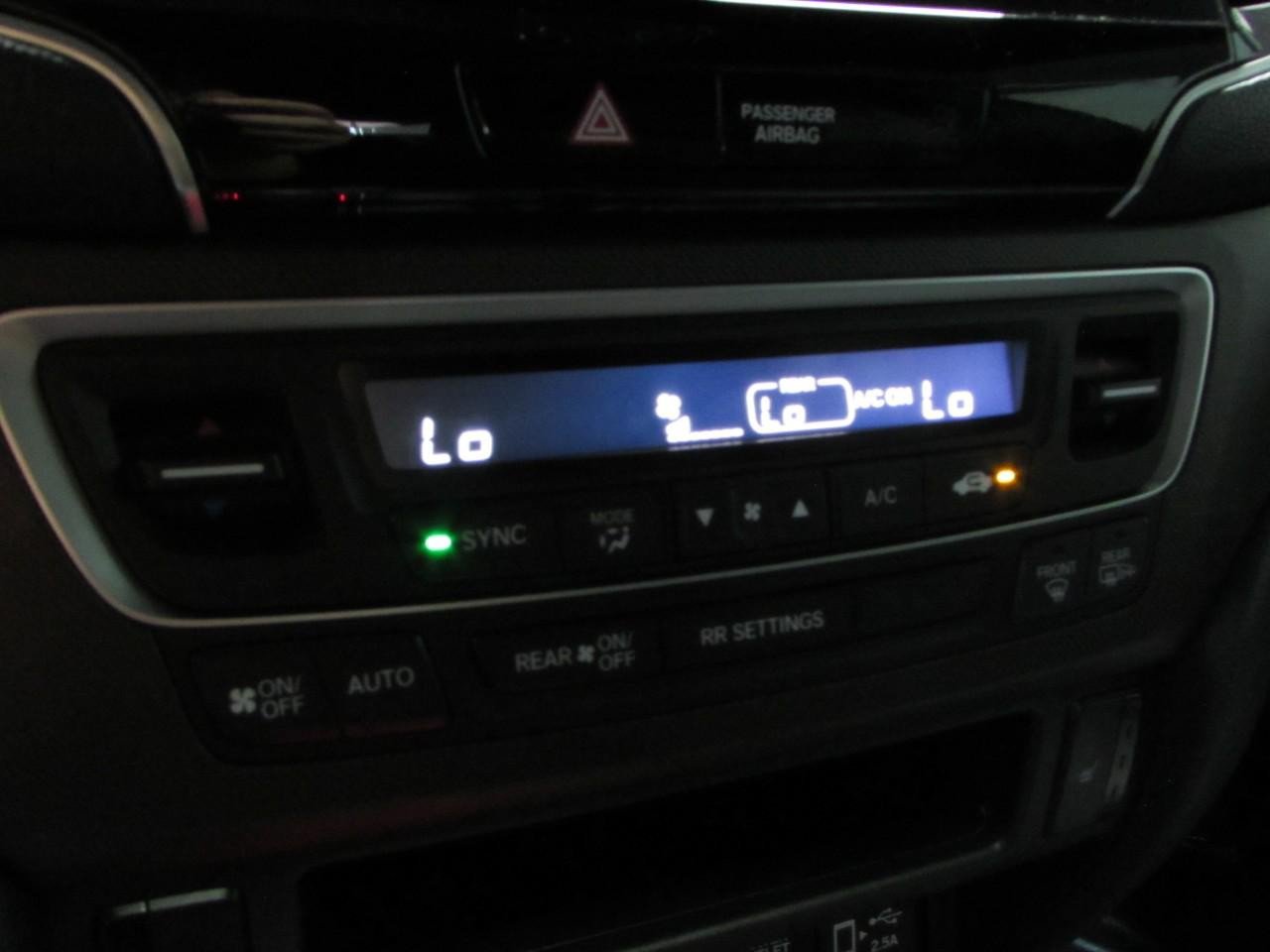 Used 2023 Honda Passport TrailSport image 31