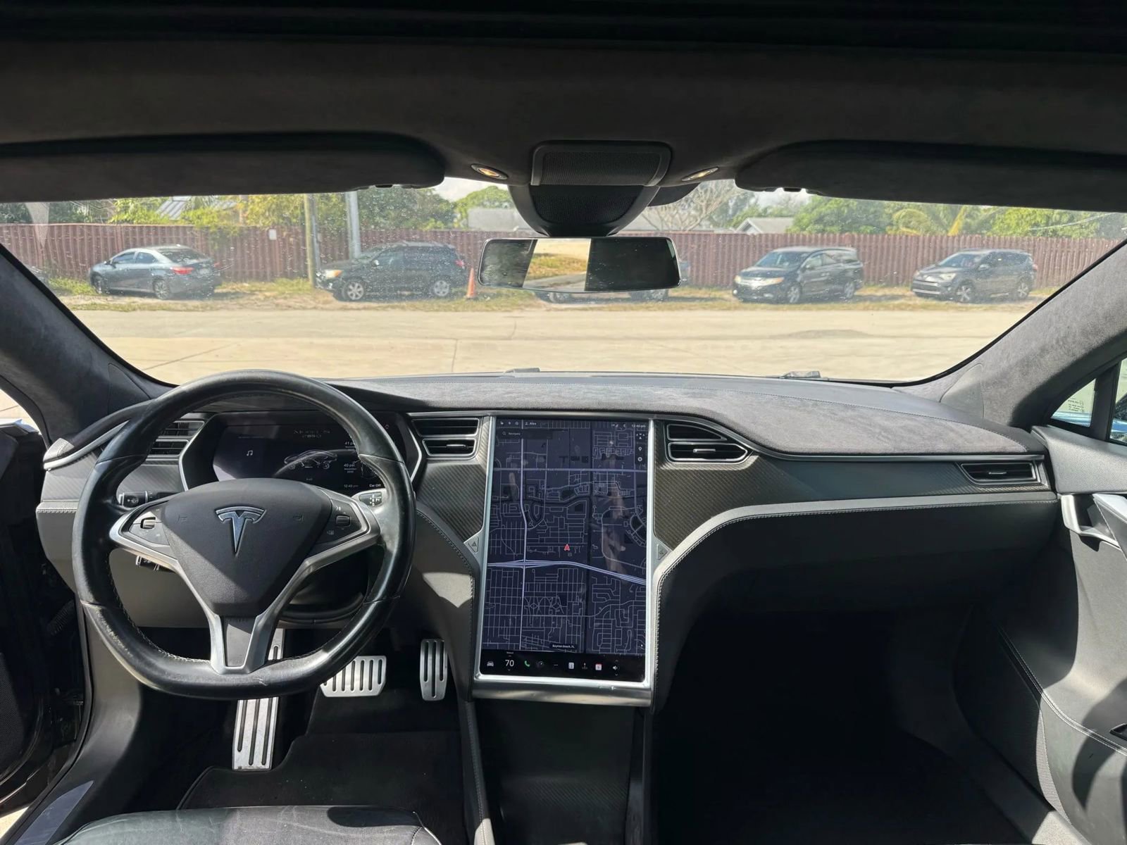 Used 2015 Tesla Model S 70D image 16