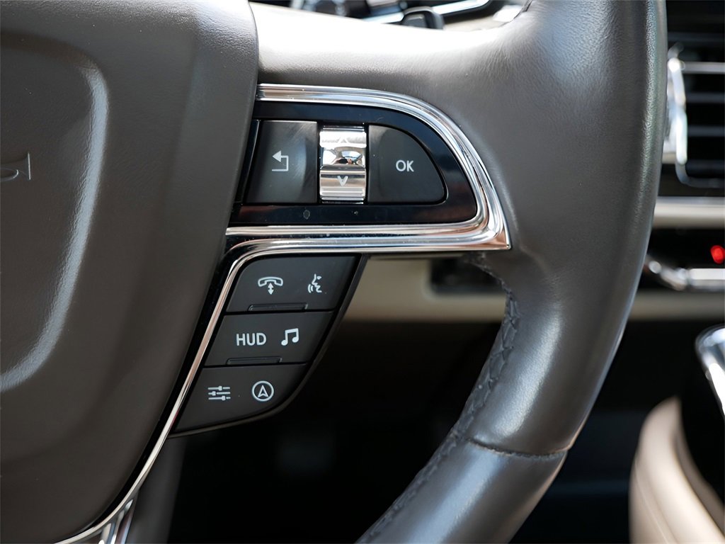 Used 2023 Lincoln Navigator Reserve image 20