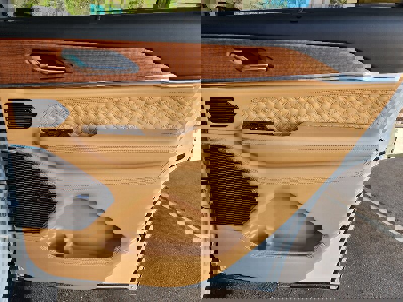 Used 2023 Jeep Grand Cherokee L Summit AWD/4WD image 82