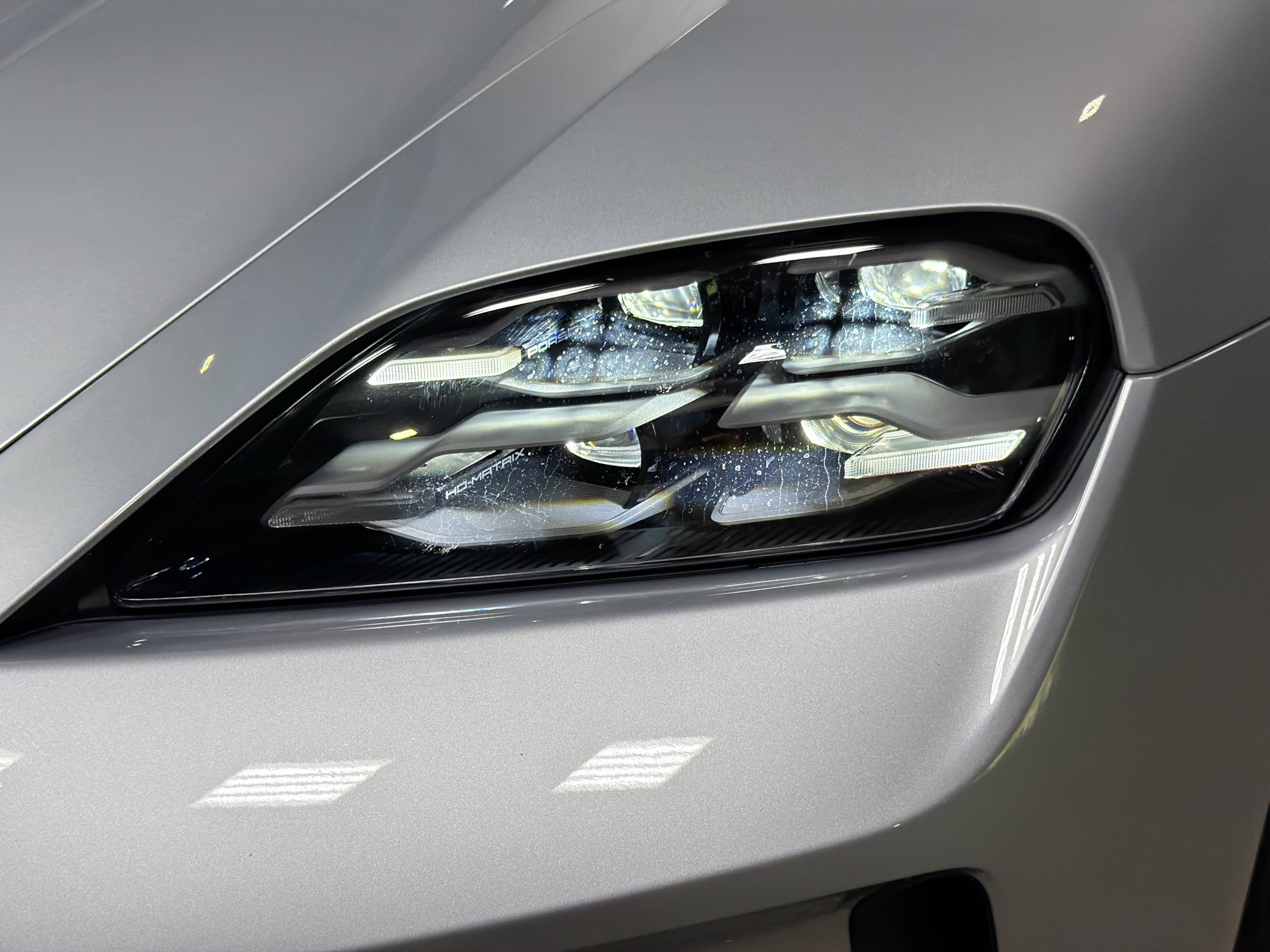 Certified 2026 Porsche Taycan AWD/4WD image 10