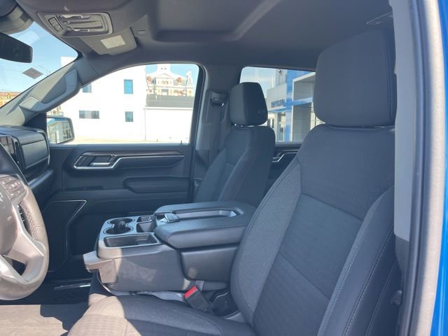 Used 2023 Chevrolet Silverado 1500 RST AWD/4WD image 14