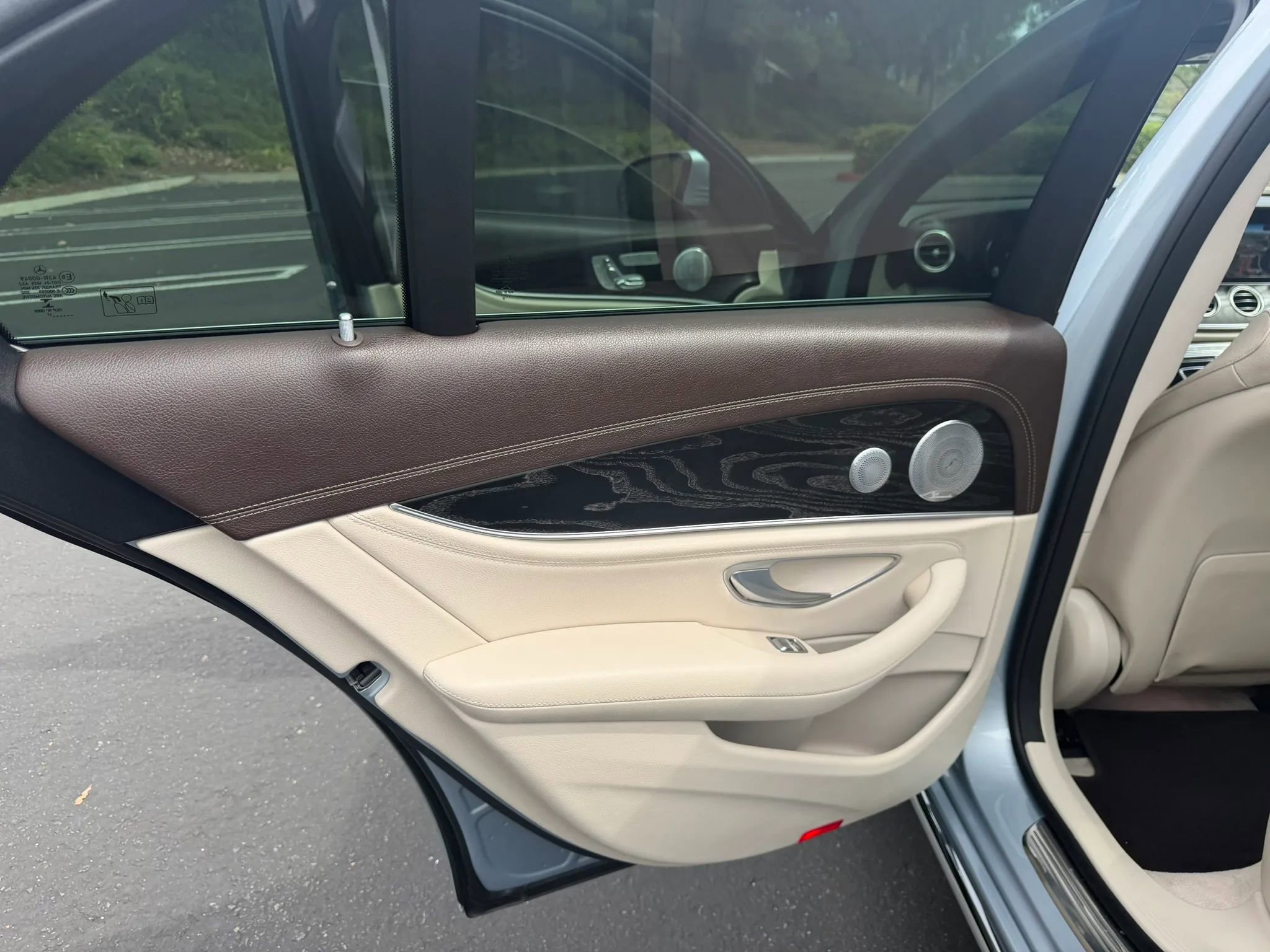 Used 2017 Mercedes-Benz E 300 image 14