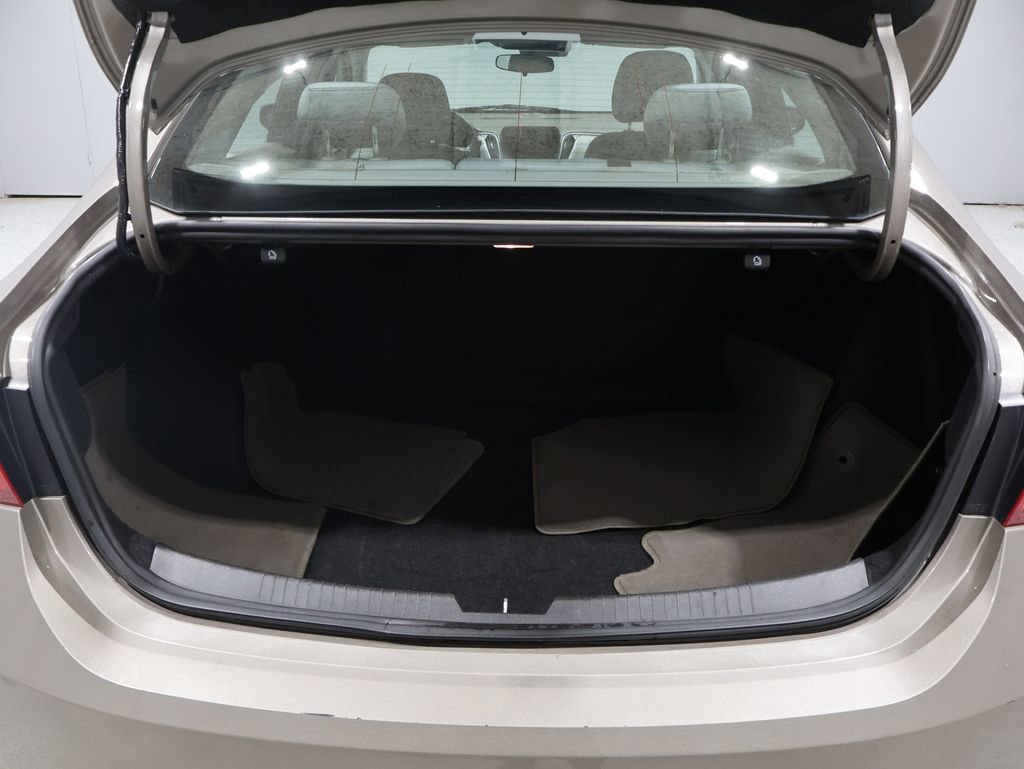 Used 2023 Chevrolet Malibu LS image 20