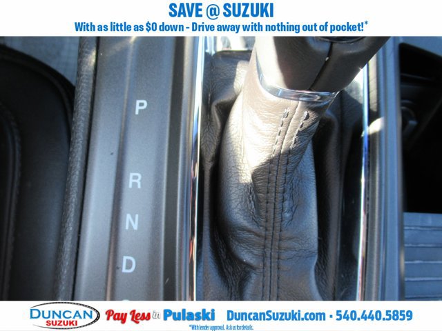 Used 2014 Lincoln MKS image 23