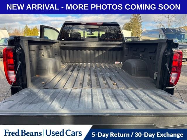 Used 2021 GMC Sierra 1500 Elevation w/ Preferred Package image 12
