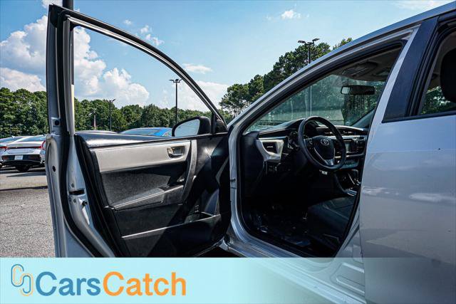 Used 2015 Toyota Corolla LE FWD image 18