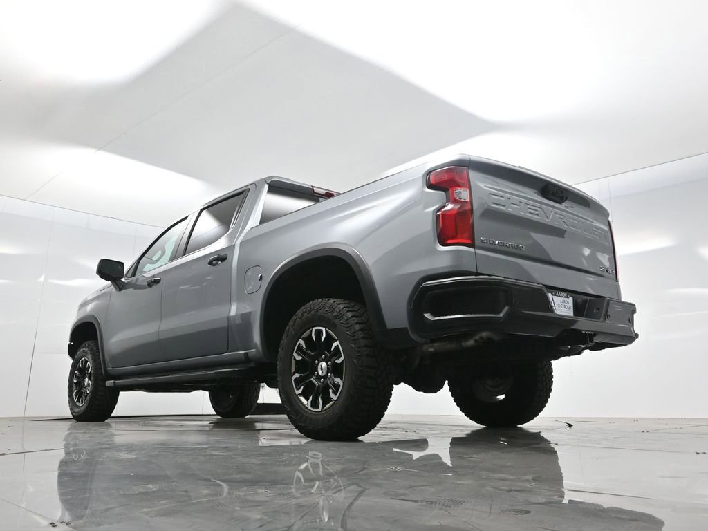 Used 2024 Chevrolet Silverado 1500 ZR2 w/ Technology Package image 69