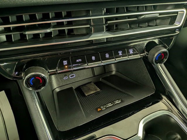 Certified 2025 Chevrolet Traverse LT AWD/4WD image 29