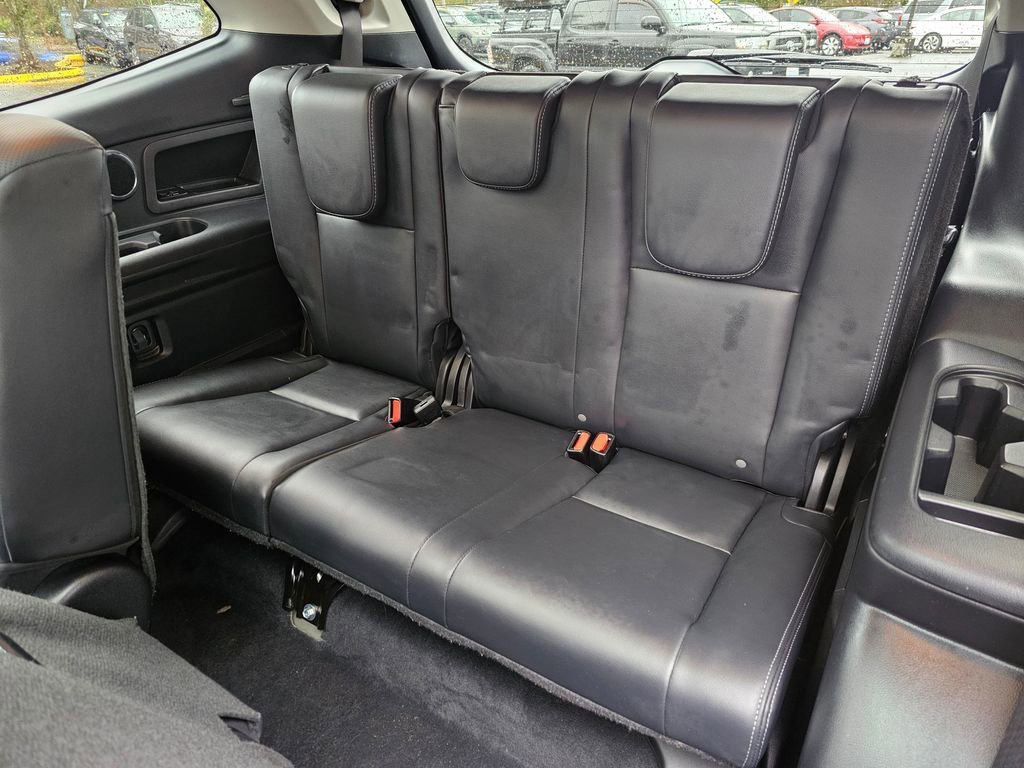 Used 2023 Subaru Ascent Limited w/ Technology Package AWD/4WD image 18