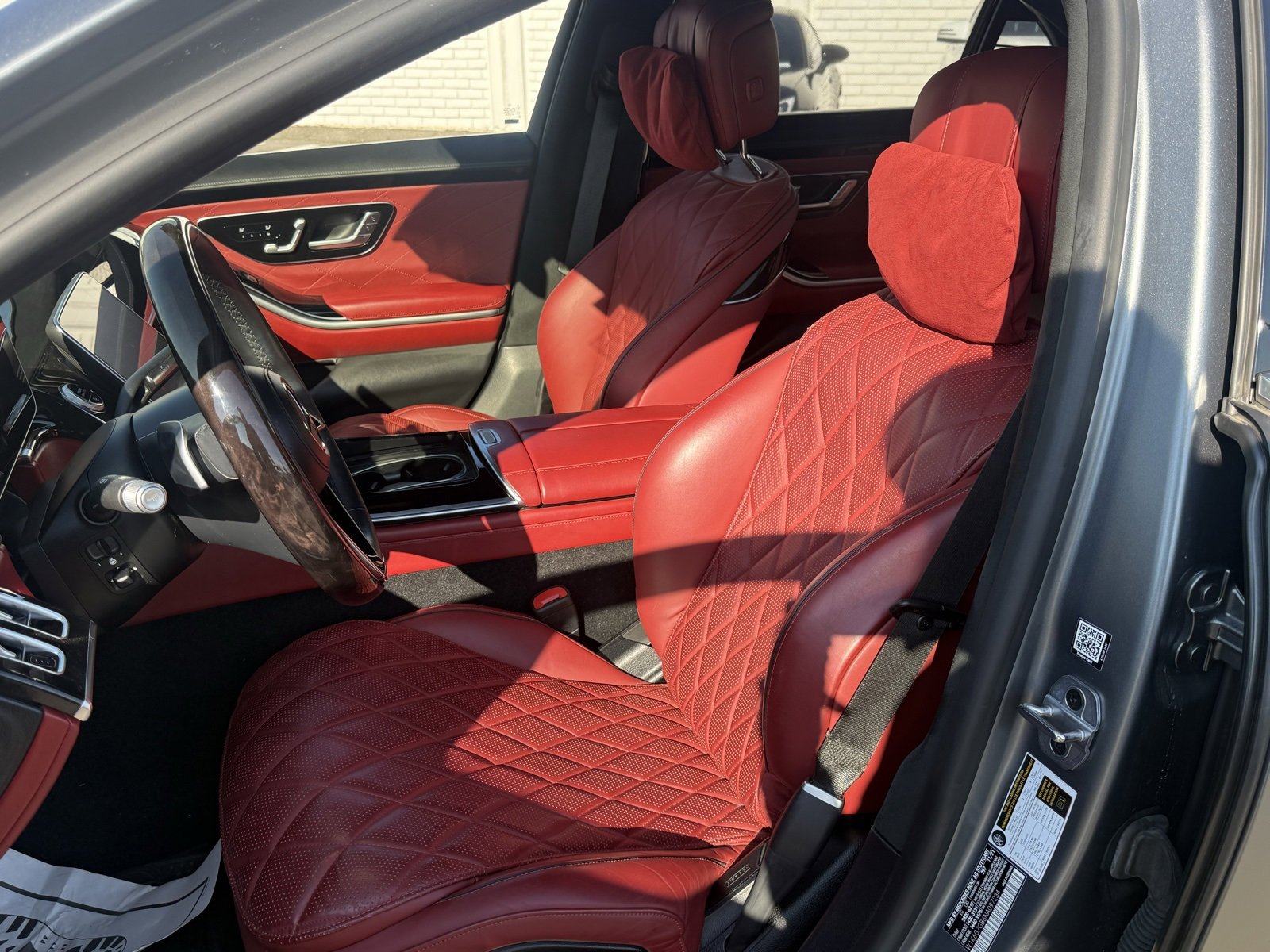 Used 2022 Mercedes-Benz S 580 4MATIC Sedan image 4